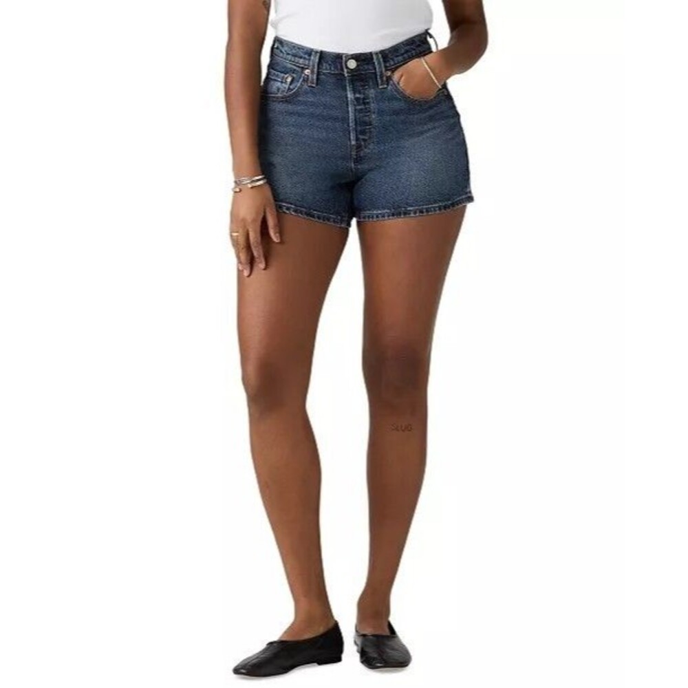 Levi's 501 Curve Shorts Women's Size 32 Blue Denim Button Fly Mid Rise - NEW